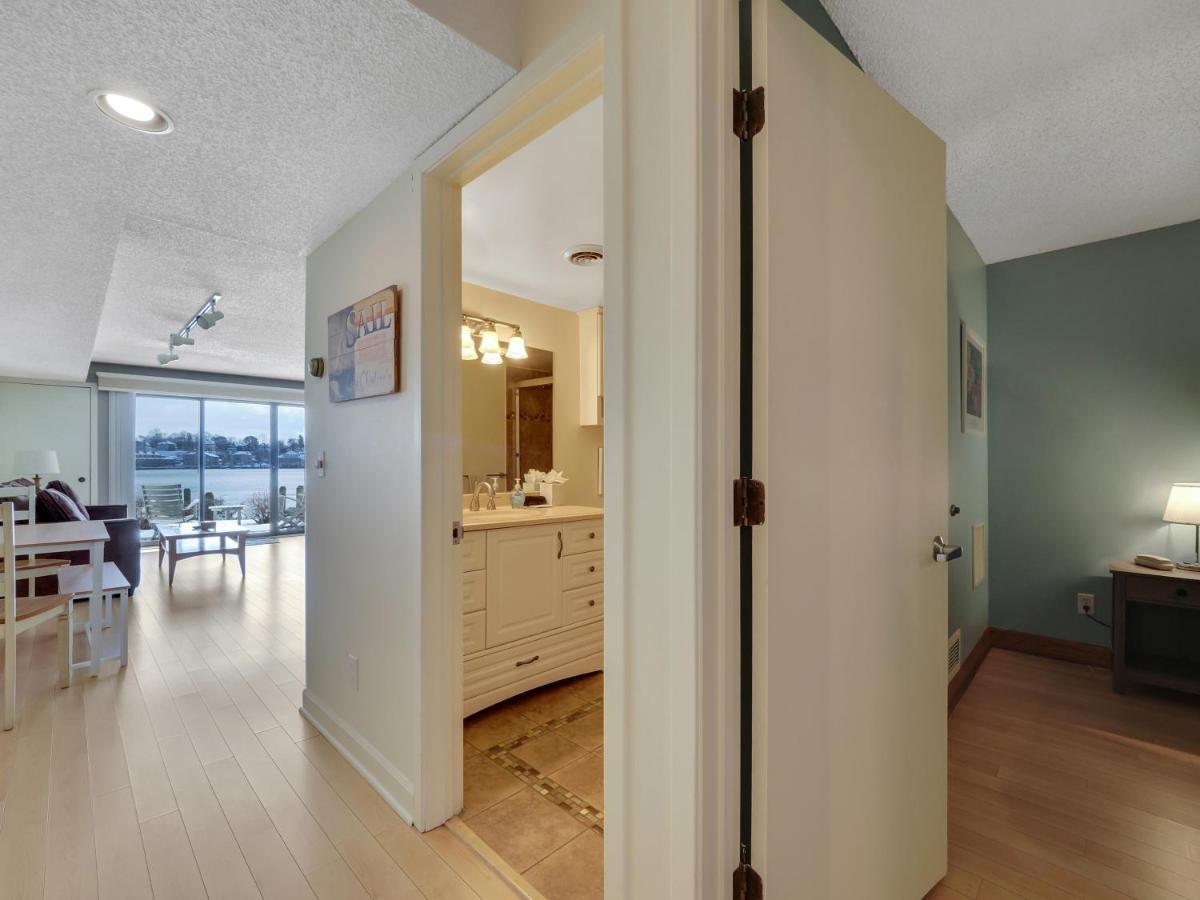 105 Edgewater Inn Шарлевой Экстерьер фото
